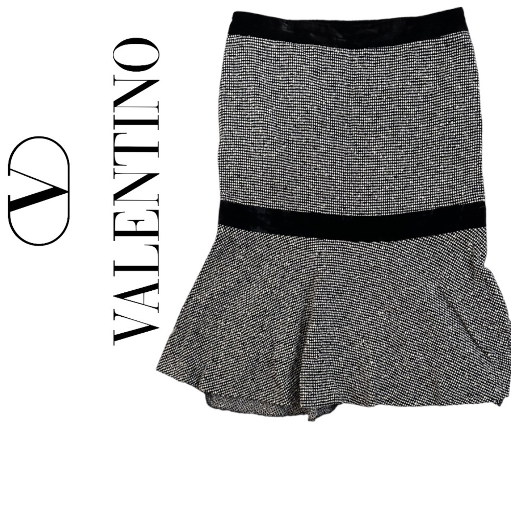 Valentino Roma Made In Italy Luxury midi  Peplum Wool Tweed Gray Skirt Sz 6